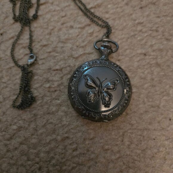 Hot Topic Y2K Silver Butterfly Pocket Watch Long Chain Necklace - Picture 1 of 6